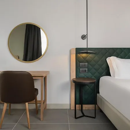 Hilton Garden Bologna North 4* Куарто-Инферьоре