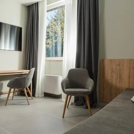 Отель Hilton Garden Bologna North 4*