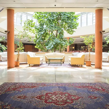 Hilton Garden Bologna North Отель