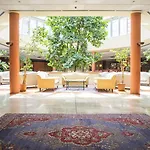 Hilton Garden Bologna North מלון