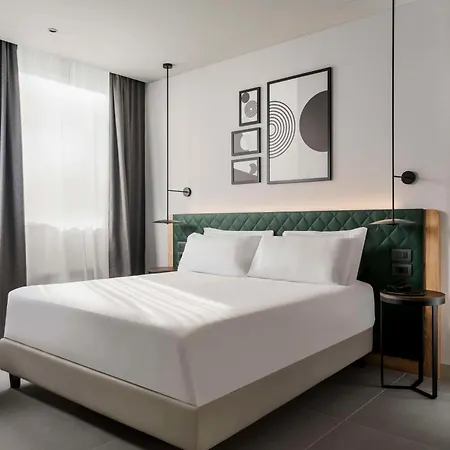 Hotel Hilton Garden Bologna North 4*