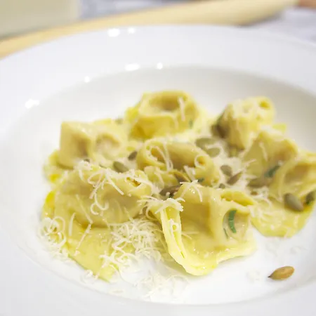 호텔 Hilton Garden Bologna North 4*