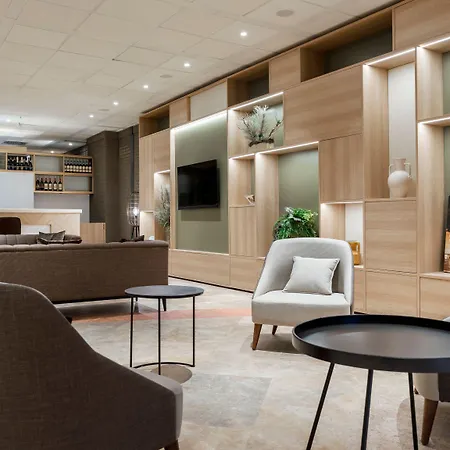 Hilton Garden Bologna North 호텔 4*