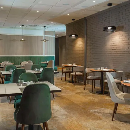 Hilton Garden Bologna North 4*