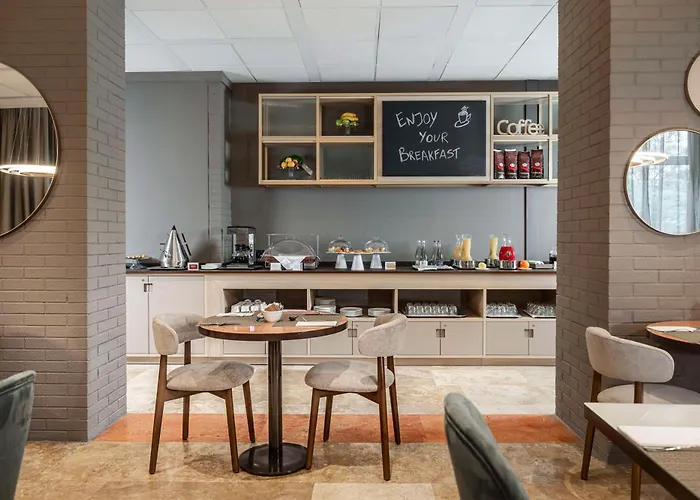 Szálloda Hilton Garden Bologna North 4*